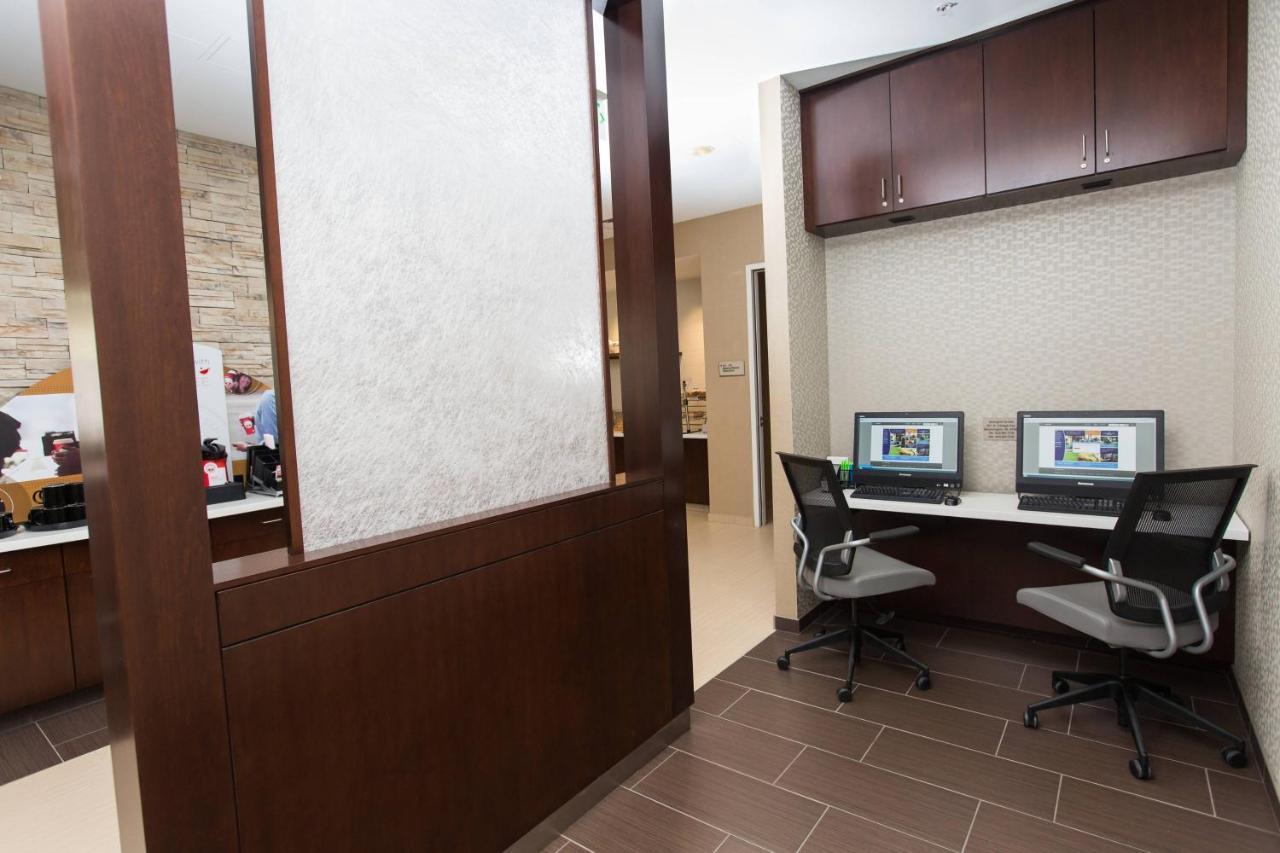 Springhill Suites By Marriott Блумингтън Екстериор снимка