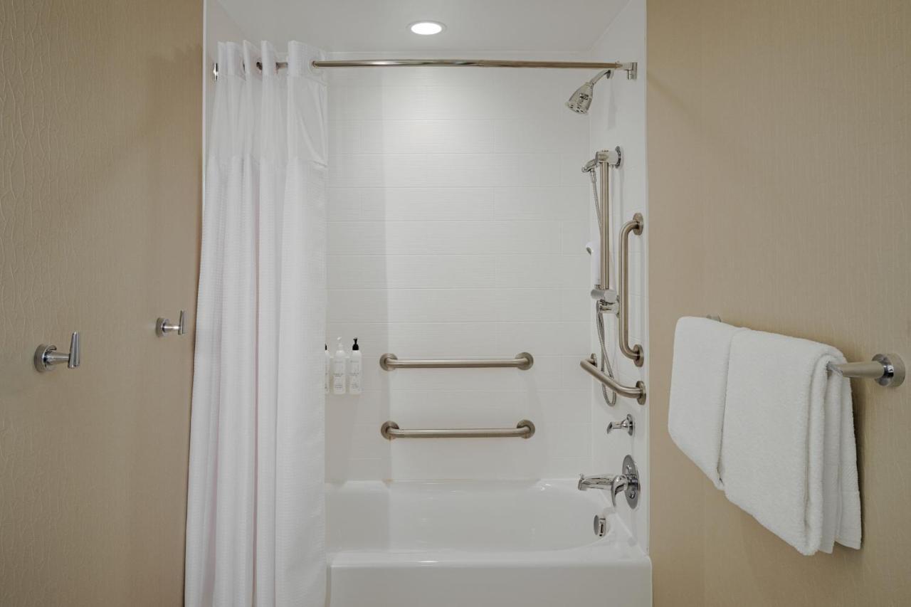 Springhill Suites By Marriott Блумингтън Екстериор снимка
