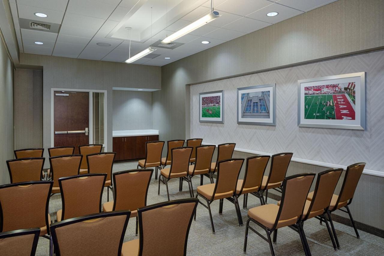 Springhill Suites By Marriott Блумингтън Екстериор снимка